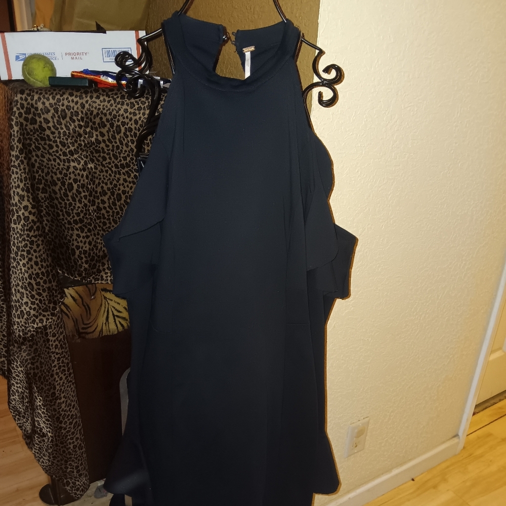 Euc Free People Elegant Black Women's Dress Cold Shoulder TRUMPET Sleeves Sz L